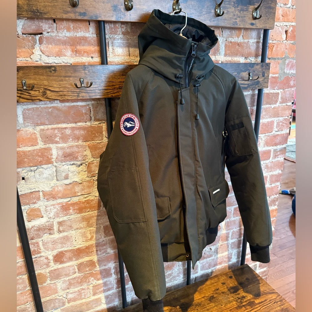 Men's Down Winter Jacket - image 2